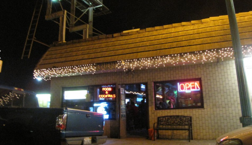 Cricket's Pub Front at Night
